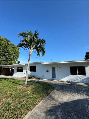 6828 SW 5th St, Pembroke Pines, FL 33023