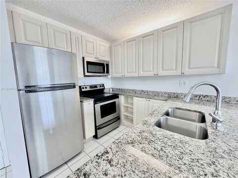 2401 Riverside Dr, Coral Springs, FL 33065