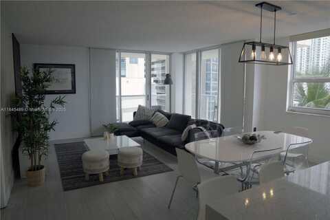 1155 Brickell Bay Dr, Miami, FL 33131