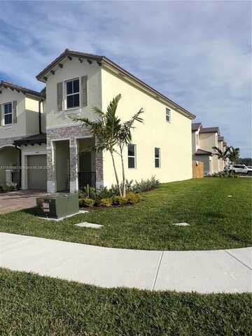 2463 SE 29th St, Homestead, FL 33035