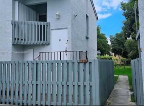 10572 NW 7th Ter, Miami, FL 33172