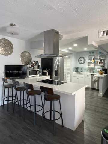 13700 SW 62nd St, Miami, FL 33183