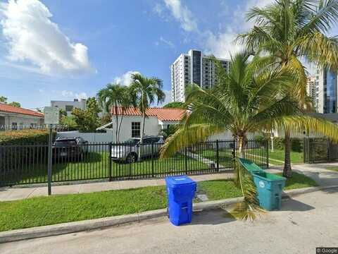 3122 SW 21st Ter, Miami, FL 33145