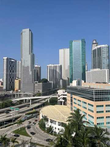 350 S Miami Ave, Miami, FL 33130