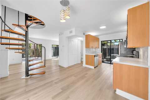 2745 SW 32nd Ave, Miami, FL 33133