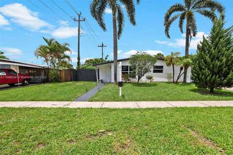 3711 SW 58th Ave, Davie, FL 33314