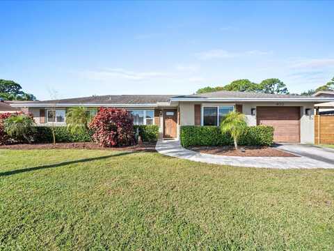 400 W Circle W, Jupiter, FL 33458