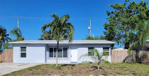 2560 NE 8th Ter, Pompano Beach, FL 33064