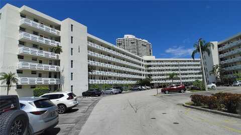 3030 Marcos Dr, Aventura, FL 33160