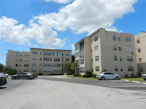 2860 Somerset Dr, Lauderdale Lakes, FL 33311