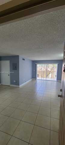 15231 SW 80th St, Miami, FL 33193