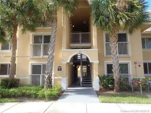 9905 Westwood Dr, Tamarac, FL 33321