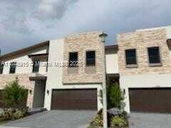 8109 NW 105th Ave, Doral, FL 33178