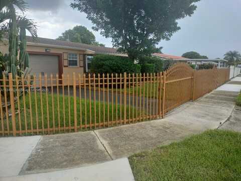 2841 NW 212th St, Miami Gardens, FL 33056