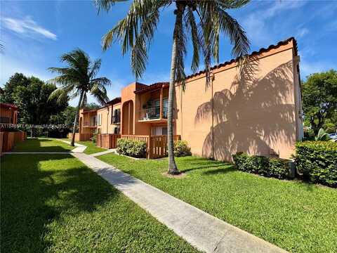 7160 Fairway Dr, Miami Lakes, FL 33014