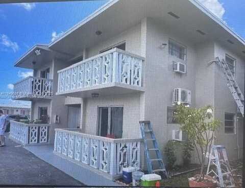 10 NW 48th Pl, Miami, FL 33126