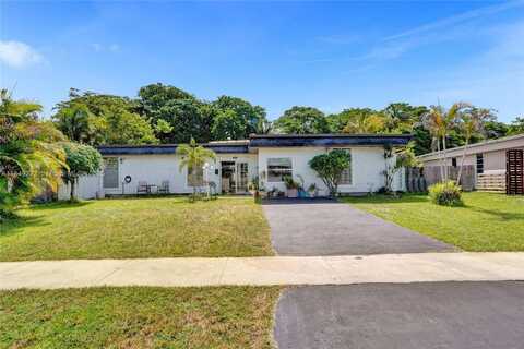 7811 NW 75th Ave, Tamarac, FL 33321