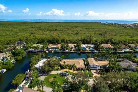 12511 Ramiro St, Coral Gables, FL 33156