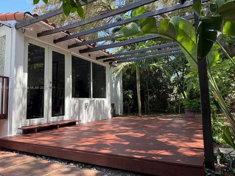 912 Wallace St, Coral Gables, FL 33134