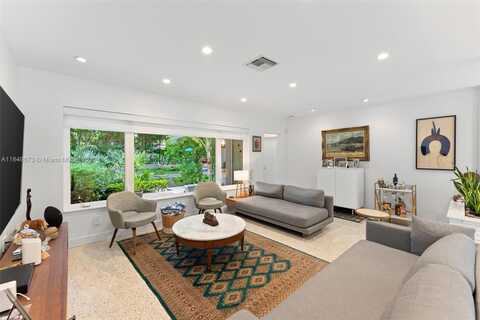 415 Garlenda Ave, Coral Gables, FL 33146