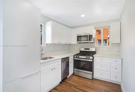 1845 Monroe St, Hollywood, FL 33020