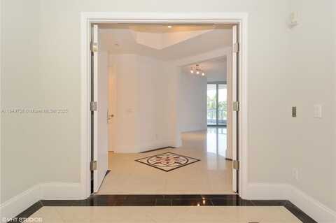 21200 Point Pl, Aventura, FL 33180