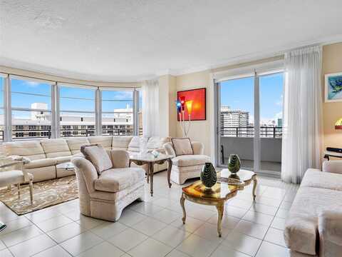 5555 Collins Ave, Miami Beach, FL 33140