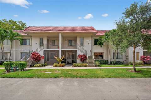 16210 Laurel Dr, Weston, FL 33326