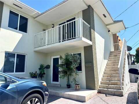 250 Beacom Blvd, Miami, FL 33135