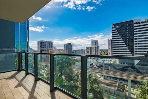88 SW 7th St, Miami, FL 33130