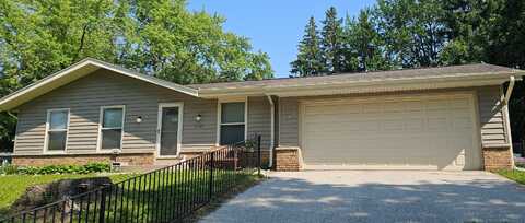 2137 Melody Ln, Waukesha, WI 53186