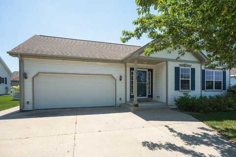 1315 E Pinecrest Ln, Elkhorn, WI 53121