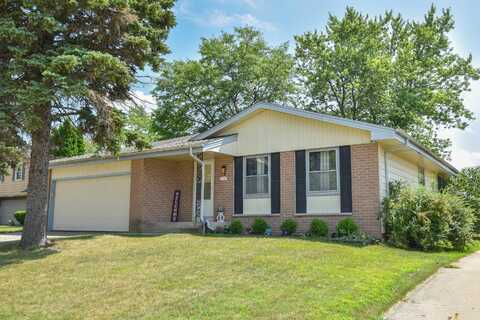 7707 W Hustis St, Milwaukee, WI 53223