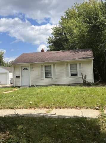 5672 N 58th St, Milwaukee, WI 53218