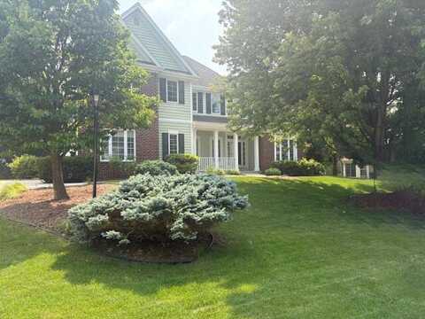 5235 W Yale Dr, Franklin, WI 53132