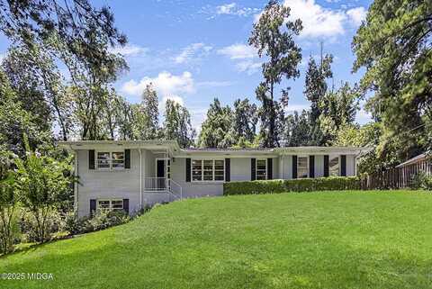 2782 Pinewood Drive, Macon, GA 31204