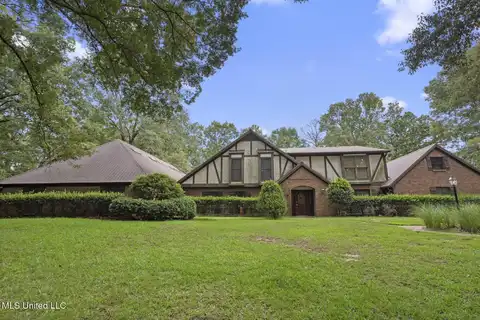 150 Stratford Drive, Jackson, MS 39212