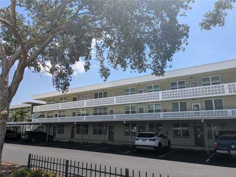 4705 NE 1ST STREET NE, Saint Petersburg, FL 33703
