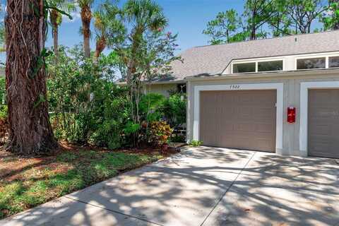 7922 PINEGROVE COURT, SARASOTA, FL 34238