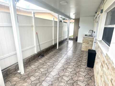 2916 W CLIFTON STREET, TAMPA, FL 33614