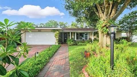 2891 58TH WAY N, Saint Petersburg, FL 33710