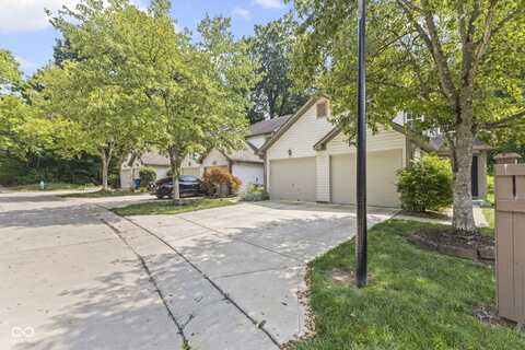 11531 Hidden Bay, Indianapolis, IN 46236