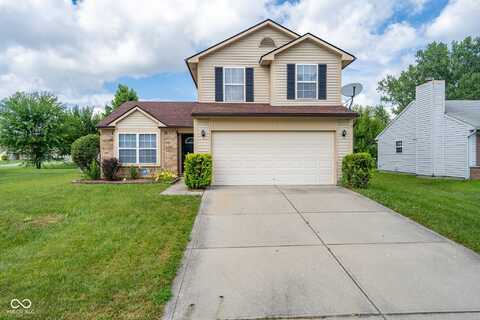 2818 Driving Wind Way, Indianapolis, IN 46268