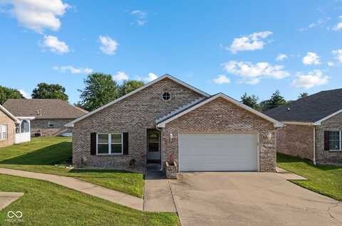 5584 N Sandy Creek Drive, Seymour, IN 47274