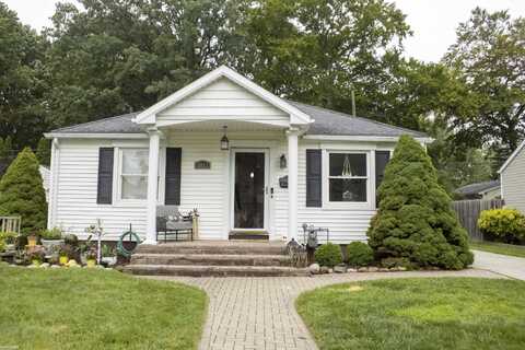 3021 Cooper, Port Huron, MI 48060