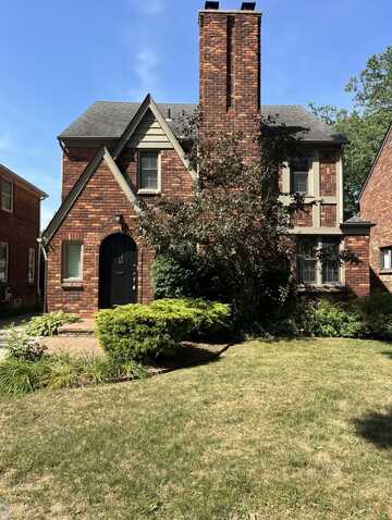 331 McKinley, Grosse Pointe Farms, MI 48236