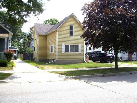 901 S Madison, Bay City, MI 48708