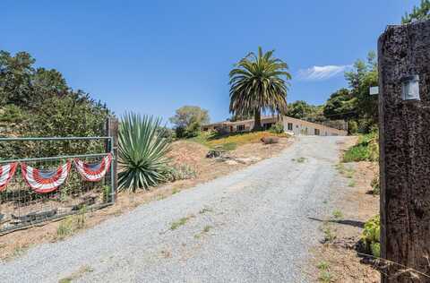 9180 Coker RD, SALINAS, CA 93907