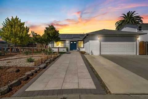 552 Bluefield DR, SAN JOSE, CA 95136