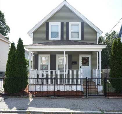 146 Gershom Ave, Lowell, MA 01854